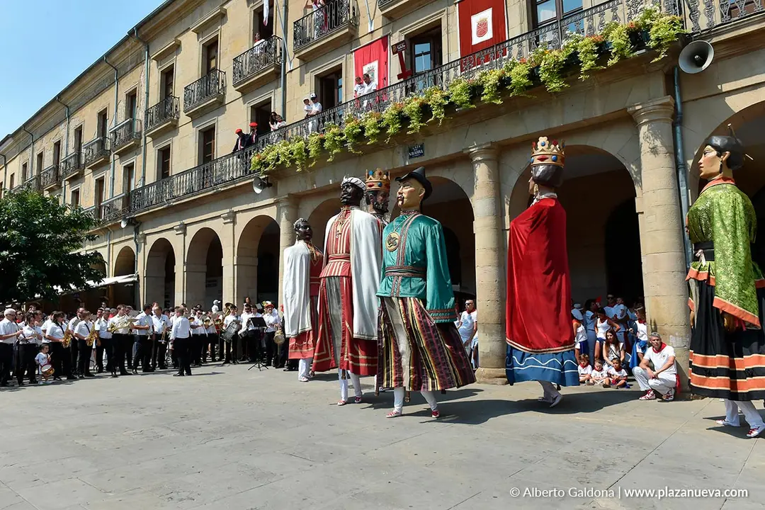 Fiestas de Tafalla 2025 Baile Gigantes 9