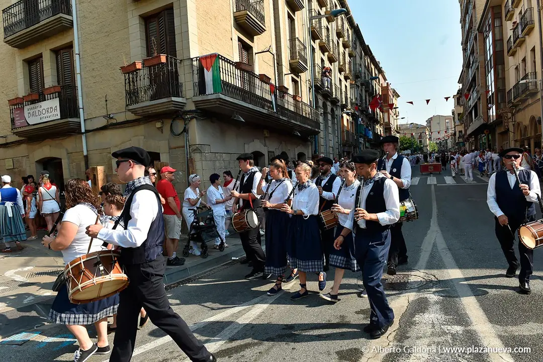 Fiestas de Tafalla 2025 Procesi&oacute;n 17