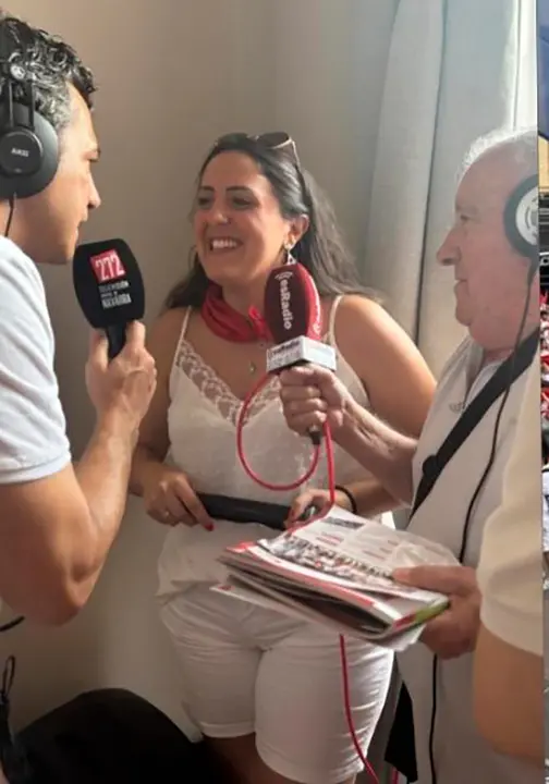 Fiestas de Valtierra 2025 Cohete lanzado por Paola Hern&aacute;ndez