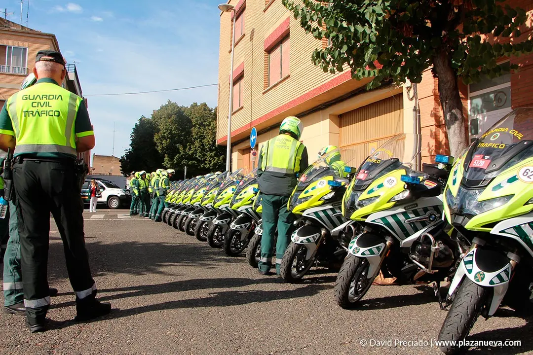 Salida de la etapa 9 de La Vuelta desde Alfaro 1