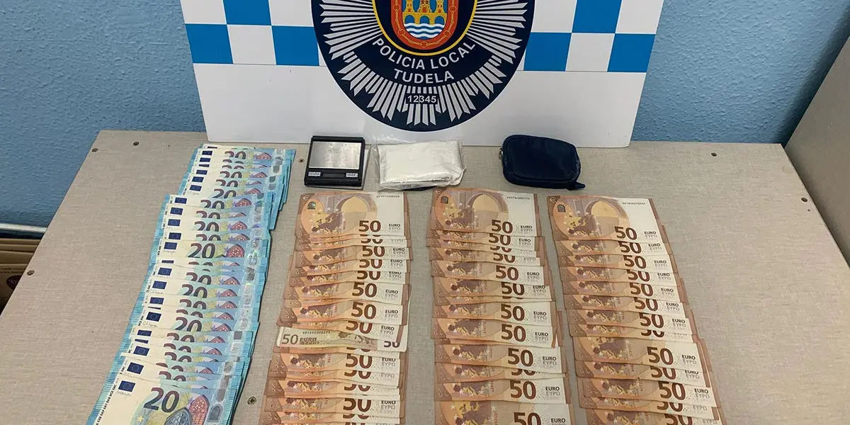Un monedero con 3.040 euros y speed en una bolsa terminan con una detenci&oacute;n en Tudela