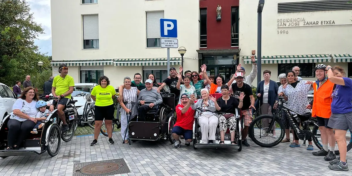 Biciclistas de Corella celebr&oacute; 20 a&ntilde;os con una marcha inclusiva por la V&iacute;a Verde del Bidasoa 1