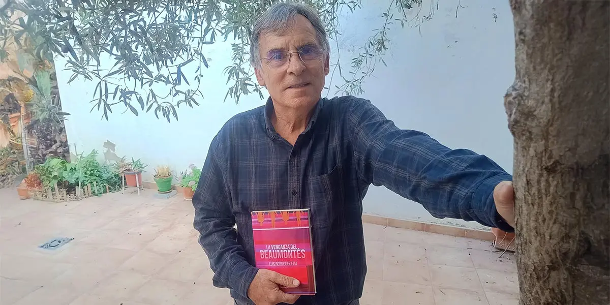 La nueva novela del autor cabanillero se adentra en el siglo XV navarro con Emilio Roncal como protagonista y ya est&aacute; disponible en papel y digital