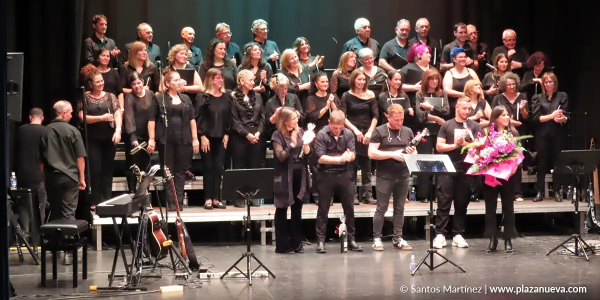 Concierto que ofreci&oacute; la Coral Voces Murchantinas en la localidad de Murchante 1