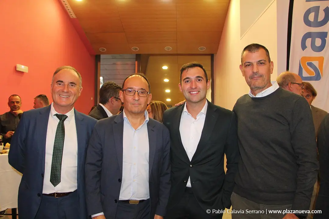 7 Representantes de BS Edulcorantes y Caja Laboral