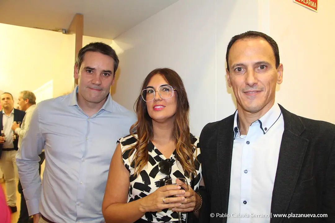 16 Ignacio Ortega (C&aacute;mara de Comercio), Mar&iacute;a Rodr&iacute;guez y Rodrigo Zardolla (Fundaci&oacute;n D&eacute;dalo)