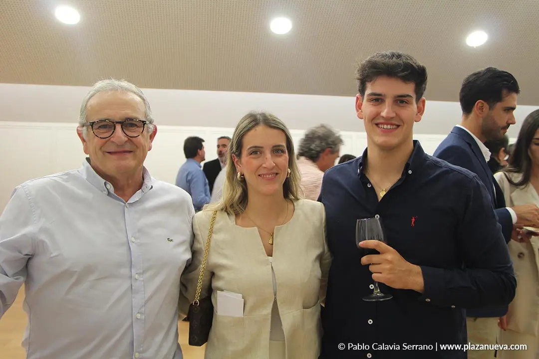 24 Representantes de USMIT