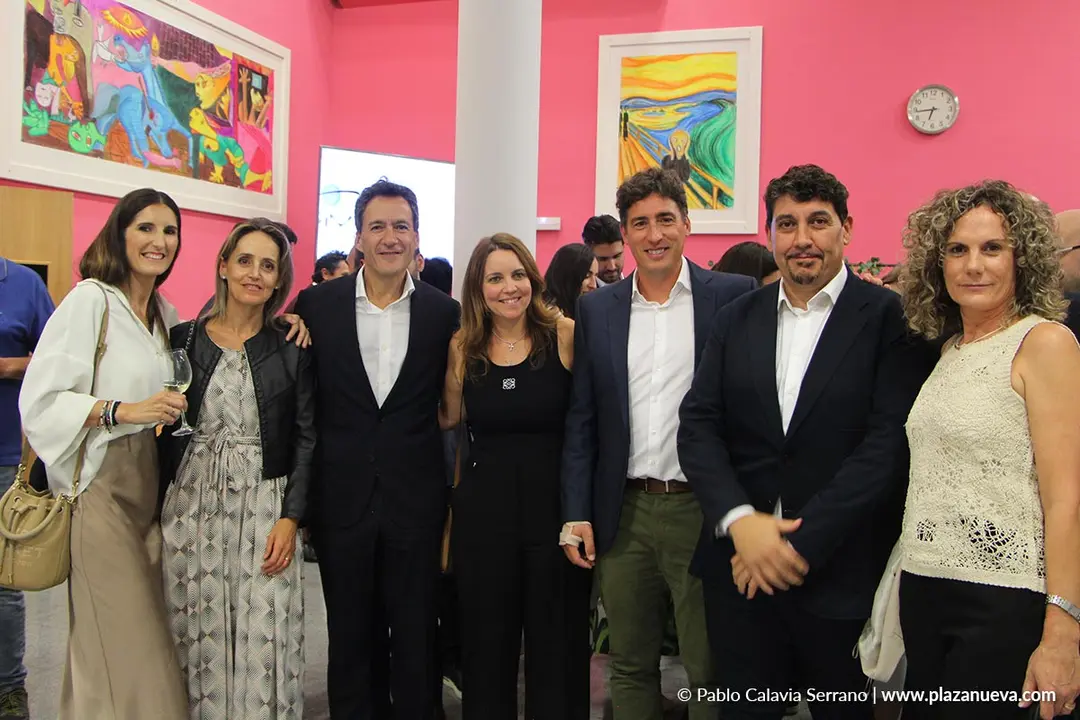 32 Representantes de Imprenta Castilla, Paneles Ebro, HR Motor y CaixaBank