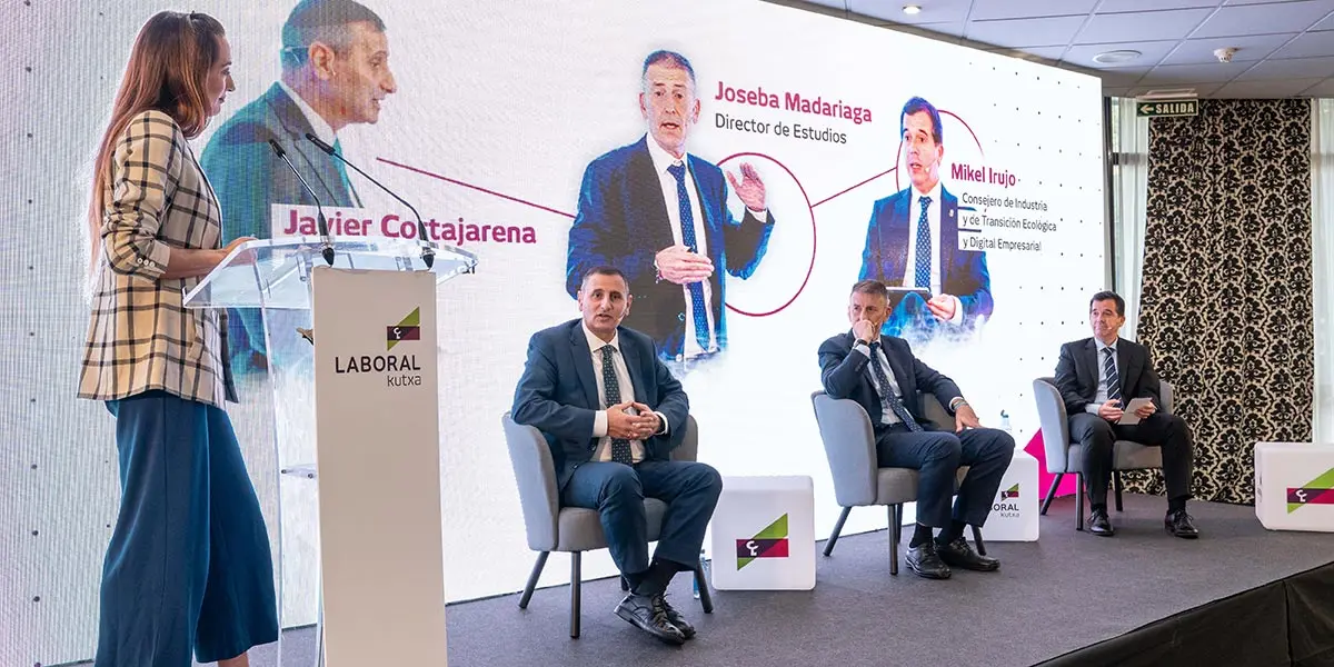 El consejero Mikel Irujo exigi&oacute; &laquo;un aumento de la capacidad el&eacute;ctrica&raquo; para traer nuevos proyectos industriales a la Ribera de Navarra