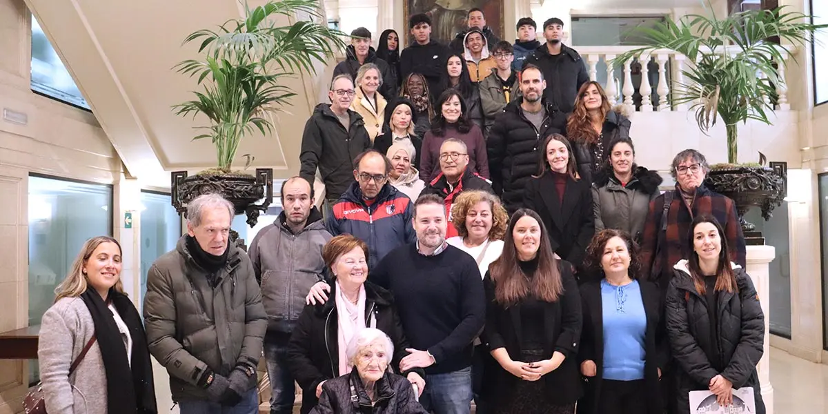 El acto de presentaci&oacute;n ha tenido hoy y los colectivos locales ser&aacute;n quienes activen el alumbrado
