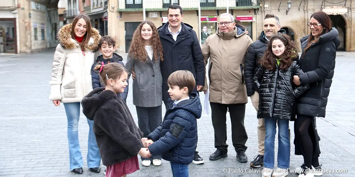 Emma Madorr&aacute;n Ojuel, &Aacute;ngel 2026, y Mateo Gonz&aacute;lez Pasquier, &Aacute;ngel 2027
