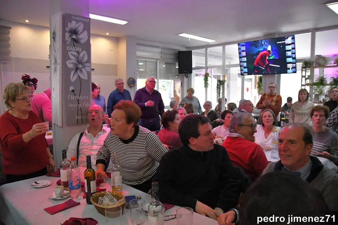 Virgen de la Paz Cintru&eacute;nigo 2026 Desayuno auroros 1