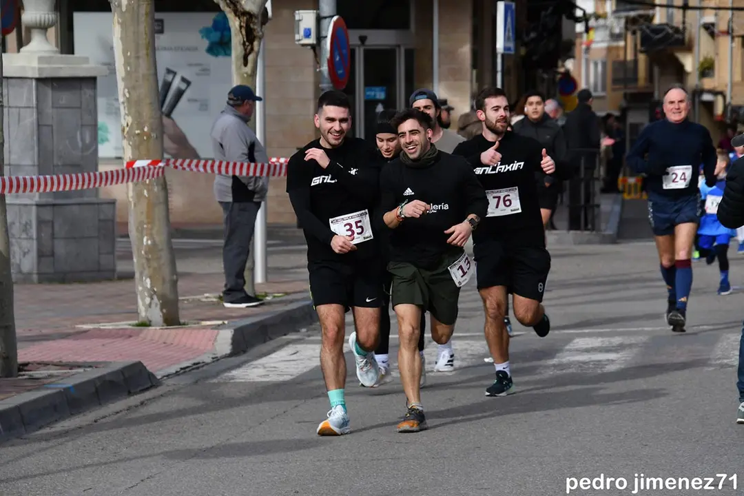 Virgen de la Paz Cintru&eacute;nigo 2026 Cross absoluto 5