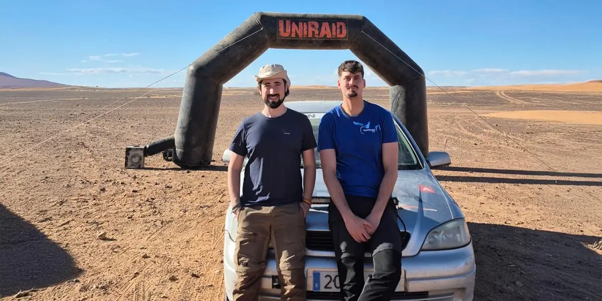 Juan Daniel Zueco y Javier Manuel Sauras participaron en el rally humanitario Uniraid y su equipo fue reconocido como ganador del Proyecto Solidario por su ayuda en aldeas del sur de Marruecos.