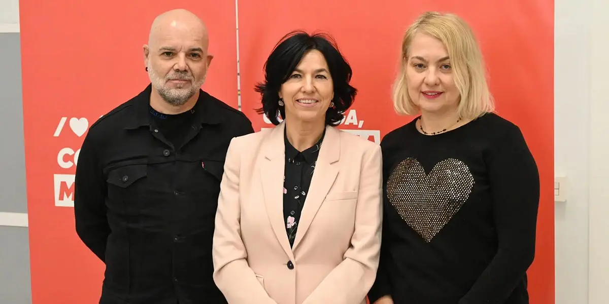 Iv&aacute;n Romo Arbide, Olga Chueca Chueca y Laura Saez Ponzoni, concejales de Tudela por el PSN PSOE