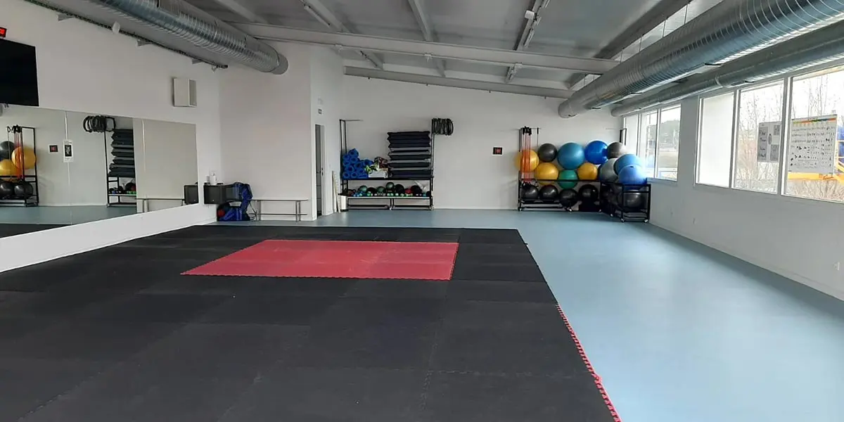 Sala de deporte en Fusti&ntilde;ana