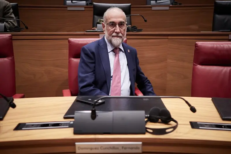 Archivo - El consejero de Salud del Gobierno de Navarra, Fernando Dom&iacute;nguez.