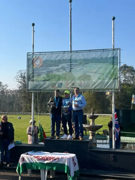 Diego Mart&iacute;nez Eguiz&aacute;bal conquista el Grand Prix de Portugal