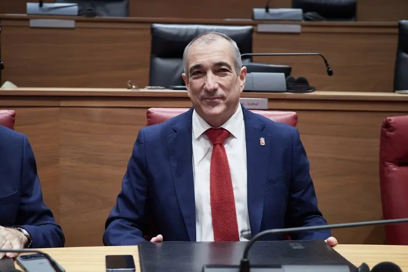 Archivo - El consejero de Cohesi&oacute;n Territorial del Gobierno de Navarra, &Oacute;scar Chivite.