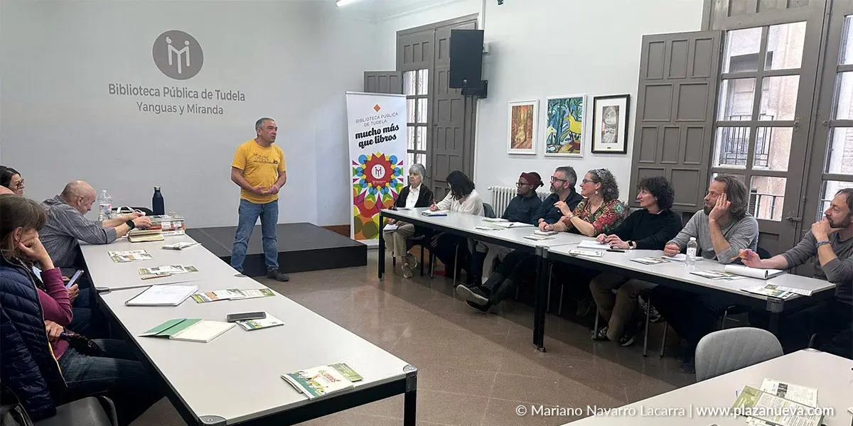 Asistentes al curso de iniciaci&oacute;n al cultivo ecol&oacute;gico de hortalizas que acogi&oacute; la Biblioteca de Tudela el 18 de marzo