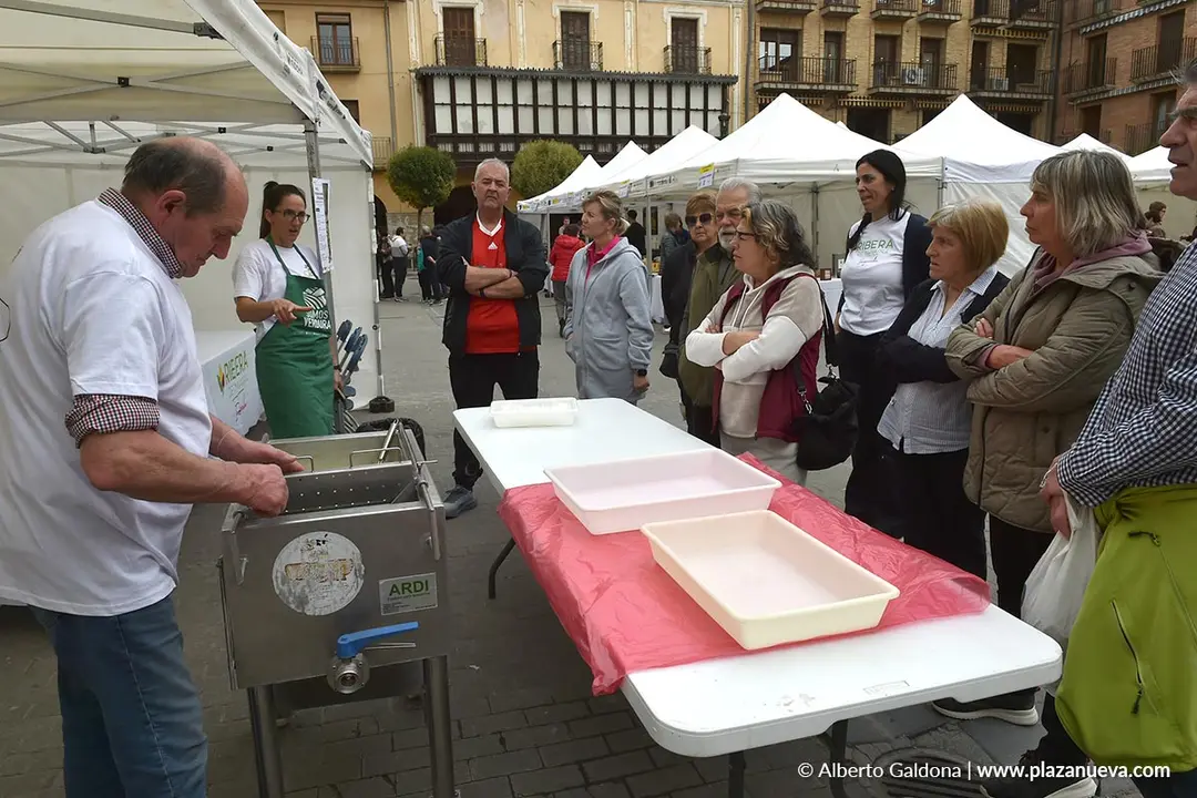 I Feria de Producto Local y Artesan&iacute;a de la Ribera Alta de Navarra en Falces 2026 11