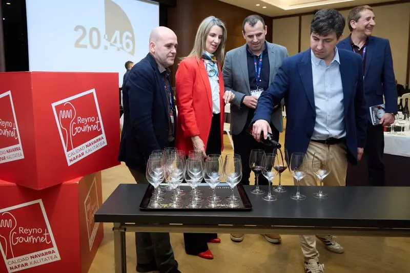 El director general de Desarrollo Rural, Rub&eacute;n Go&ntilde;i Urroz, en la feria profesional de exportaci&oacute;n OnVinum. I&Ntilde;IGO ALZUGARAY / GOBIERNO DE NAVARRA
