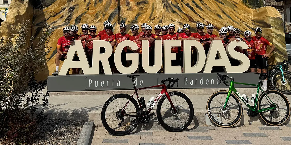 Ciclistas-y-compa&ntilde;eros-del-Movimiento-Ultreya-confluyeron-en-Arguedas-para-celebrar-la-segunda-quedada-del-colectivo