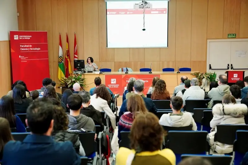 El S&aacute;bado de Puertas Abiertas de la UR re&uacute;ne a m&aacute;s de 700 personas interesadas en su oferta acad&eacute;mica