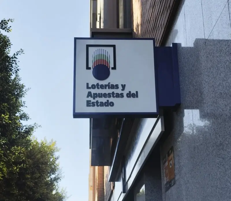 Archivo - Foto de archivo de una administraci&oacute;n de loter&iacute;a.