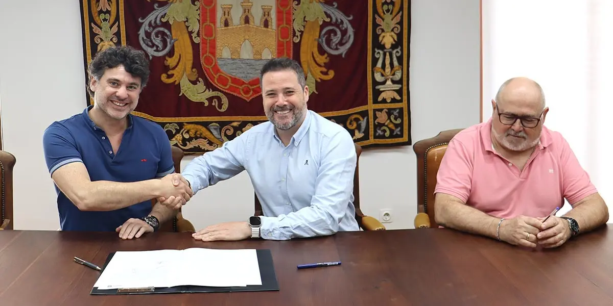 Fernando Nebreda tom&oacute; posesi&oacute;n como arquitecto municipal del Ayuntamiento de Tudela