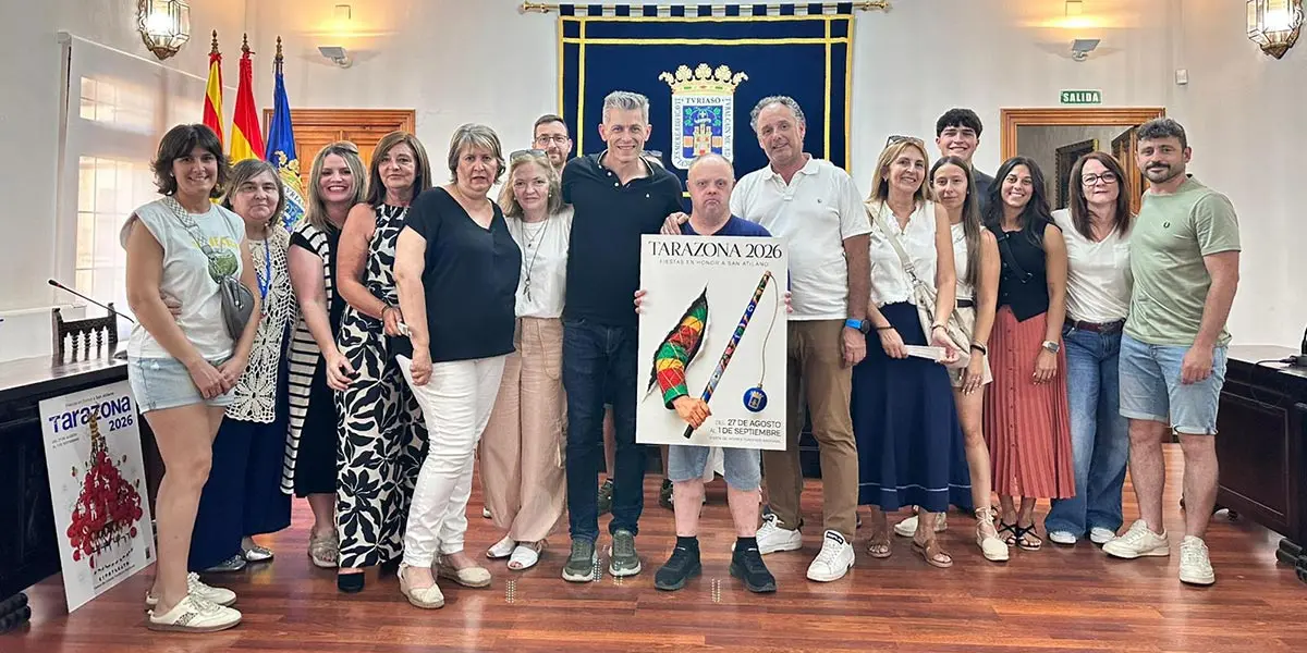 El jurado con el cartel ganador de las fiestas de Tarazona 2026