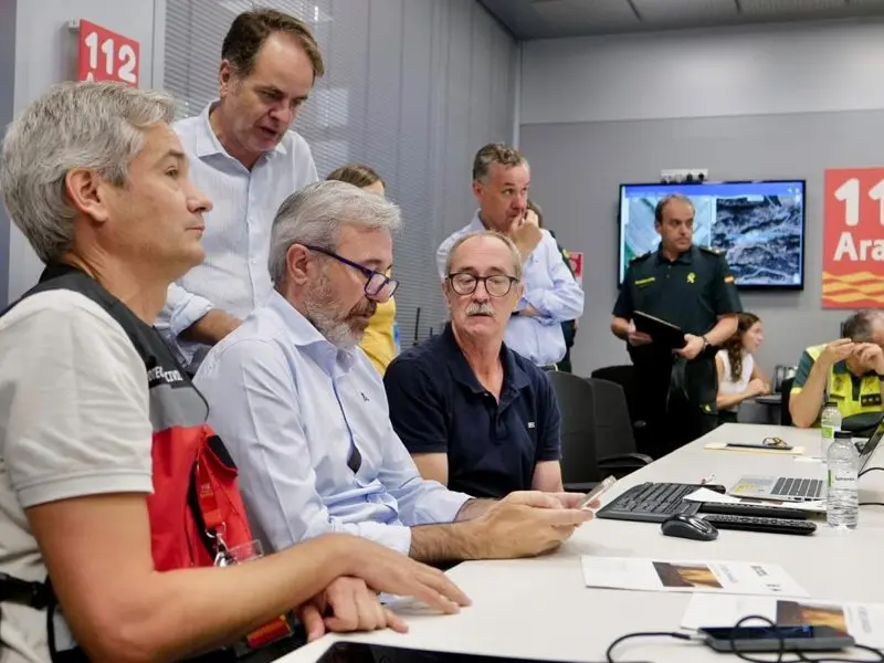 El presidente del Gobierno de Arag&oacute;n, Jorge Azc&oacute;n, tambi&eacute;n ha participado en el reuni&oacute;n del CECOPI.