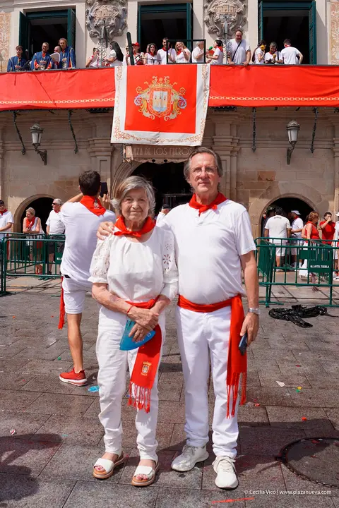 Fiestas de Tudela 2026 Imposici&oacute;n pa&ntilde;uelo rojo 175