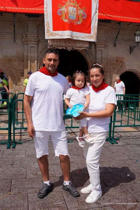 Fiestas de Tudela 2026 Imposici&oacute;n pa&ntilde;uelo rojo 186