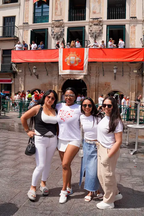 Fiestas de Tudela 2026 Imposici&oacute;n pa&ntilde;uelo rojo 191