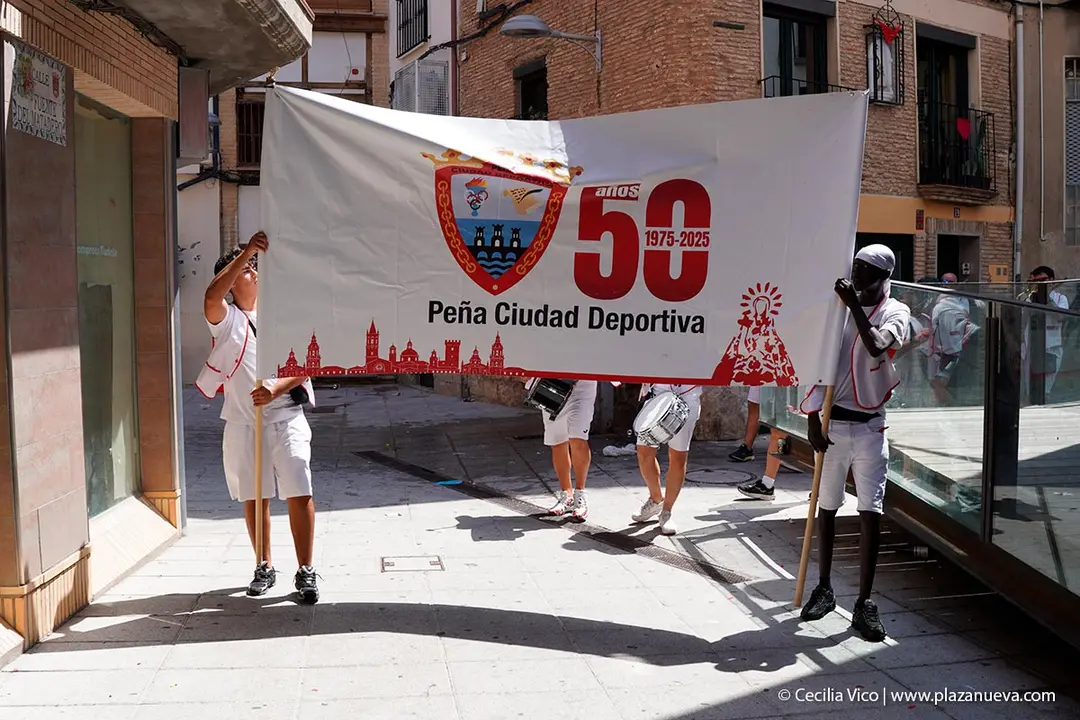 Fiestas de Tudela 2026 Imposici&oacute;n pa&ntilde;uelo rojo 201