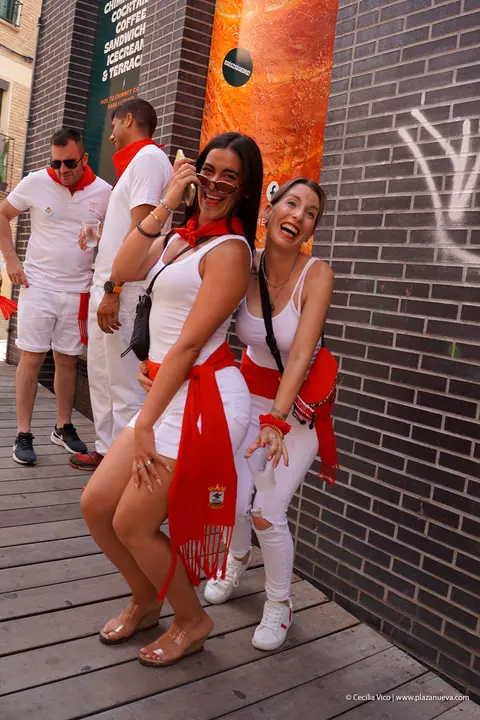 Fiestas de Tudela 2026 Imposici&oacute;n pa&ntilde;uelo rojo 204