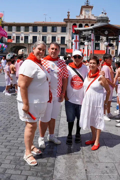 Fiestas de Tudela 2026 Imposici&oacute;n pa&ntilde;uelo rojo 208
