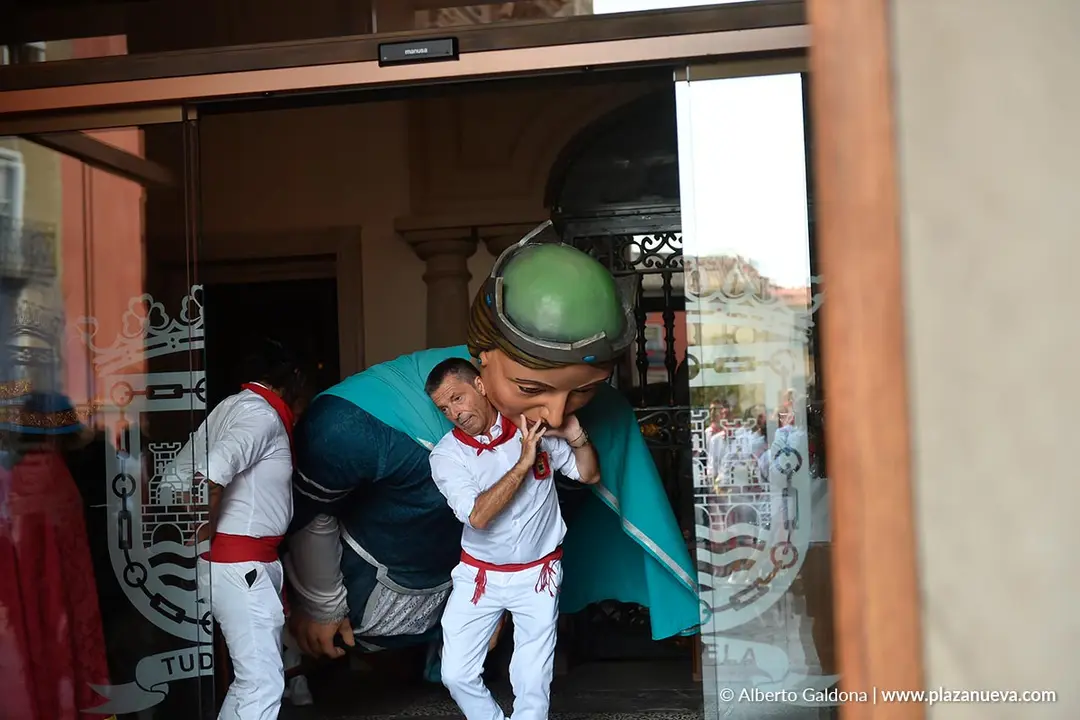 Fiestas de Tudela 2026 Desfile de gigantes y cabezudos 5