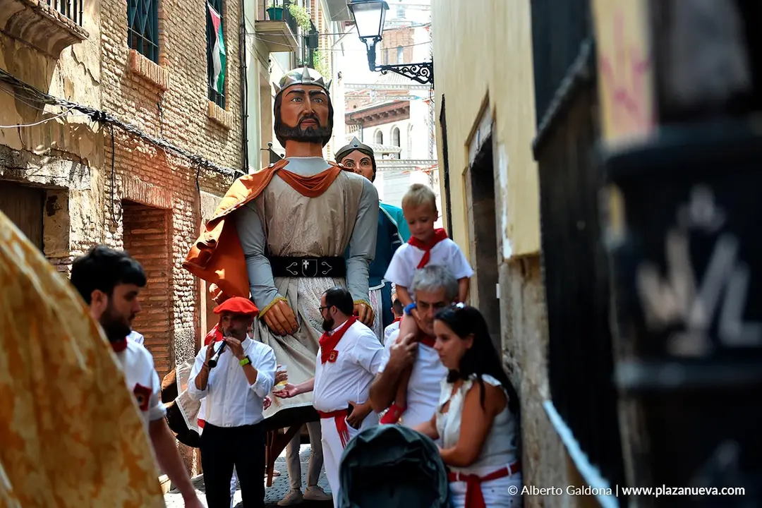Fiestas de Tudela 2026 Desfile de gigantes y cabezudos 14