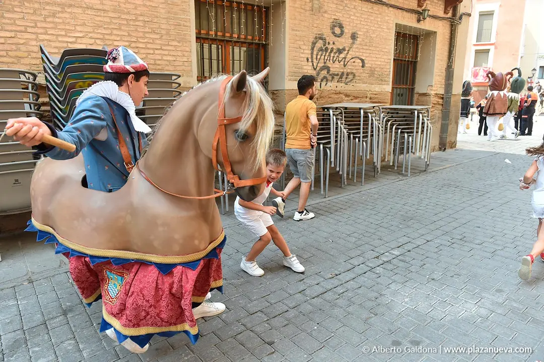 Fiestas de Tudela 2026 Desfile de gigantes y cabezudos 15