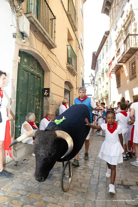 Fiestas de Tudela 2026 Encierro txiki en la R&uacute;a 3