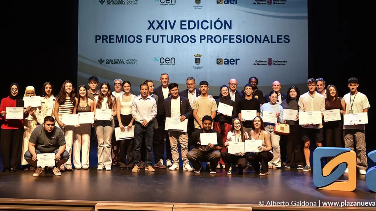 Foto de grupo de la XXIV Edici&oacute;n Premios Futuros Profesionales