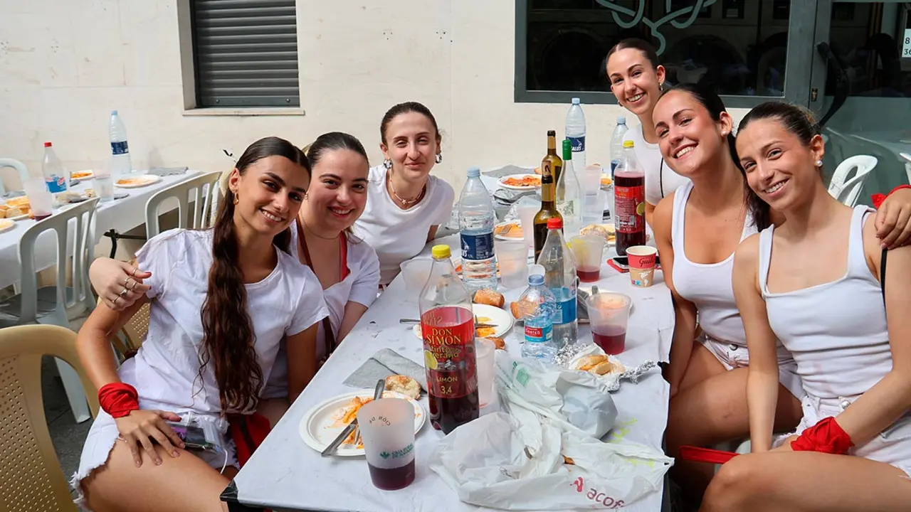 Almuerzos Fiestas Santa Ana 2026 57