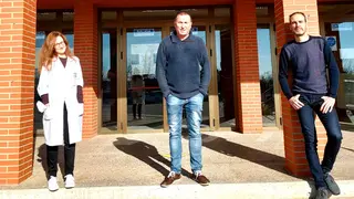 Silvia Rodr&iacute;guez D&iacute;ez, Francisco Santos Escribano y Carlos Sim&oacute;n Soldevilla, profesores del IES Valle del Ebro