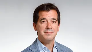 Mikel Irujo Amezaga