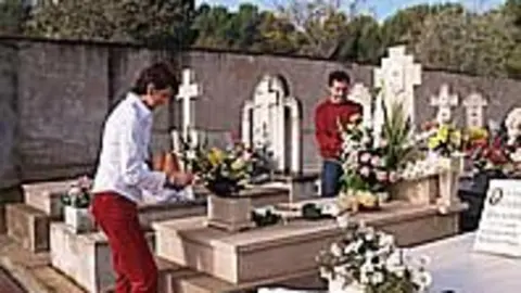 1130919933.jpg