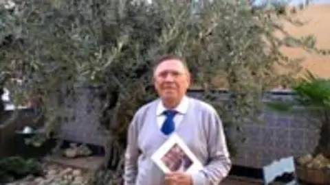 1131525137.jpg
