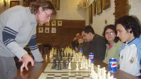 1136972977.jpg