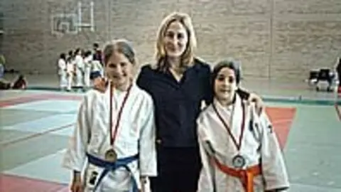 1147252044.jpg